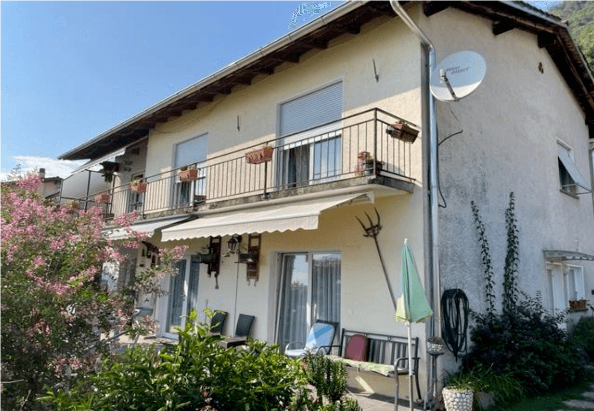 Casa bifamiliare a Montedato