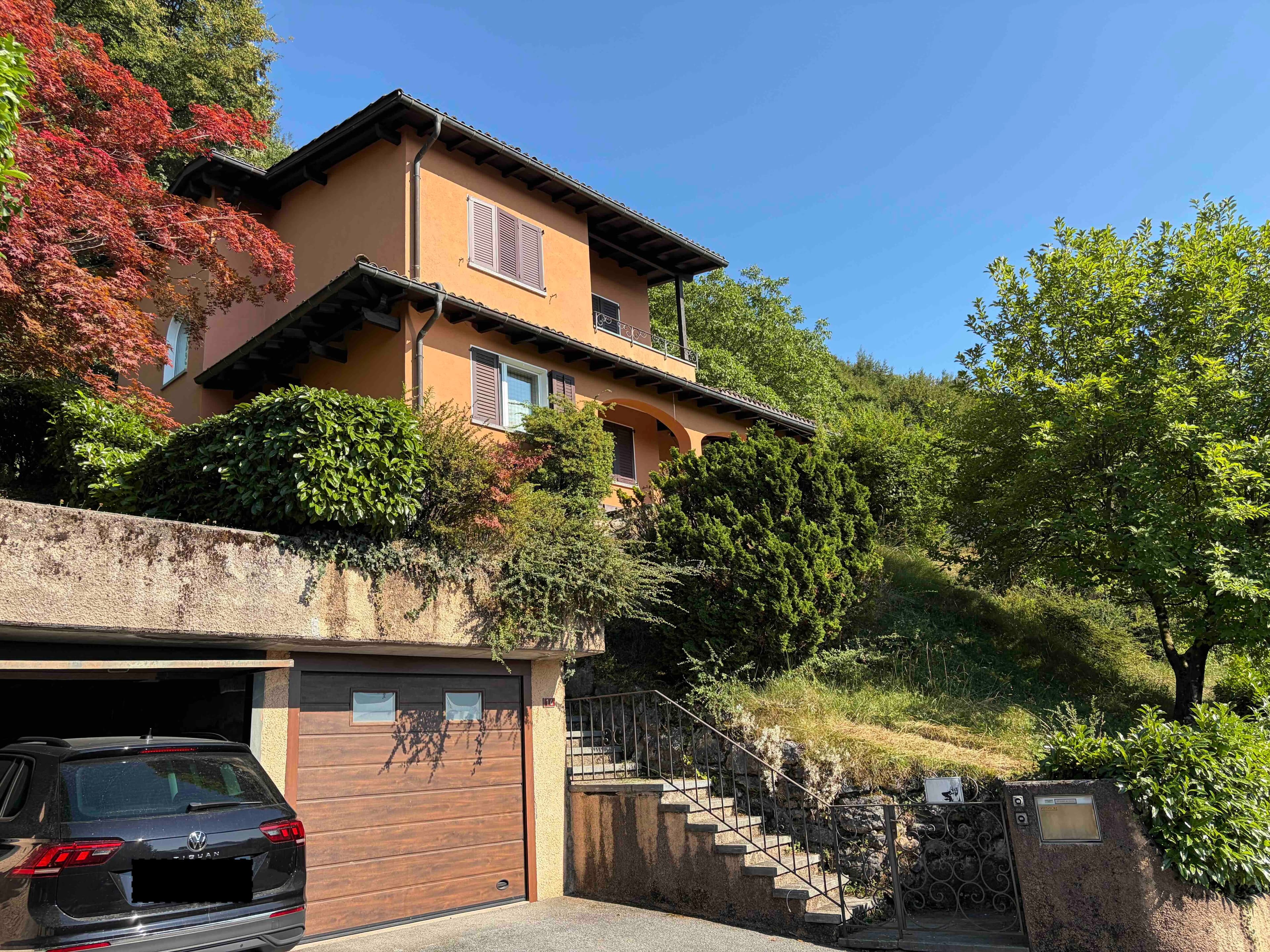 Villa con vista panoramica a Carabbia -Lugano 0015