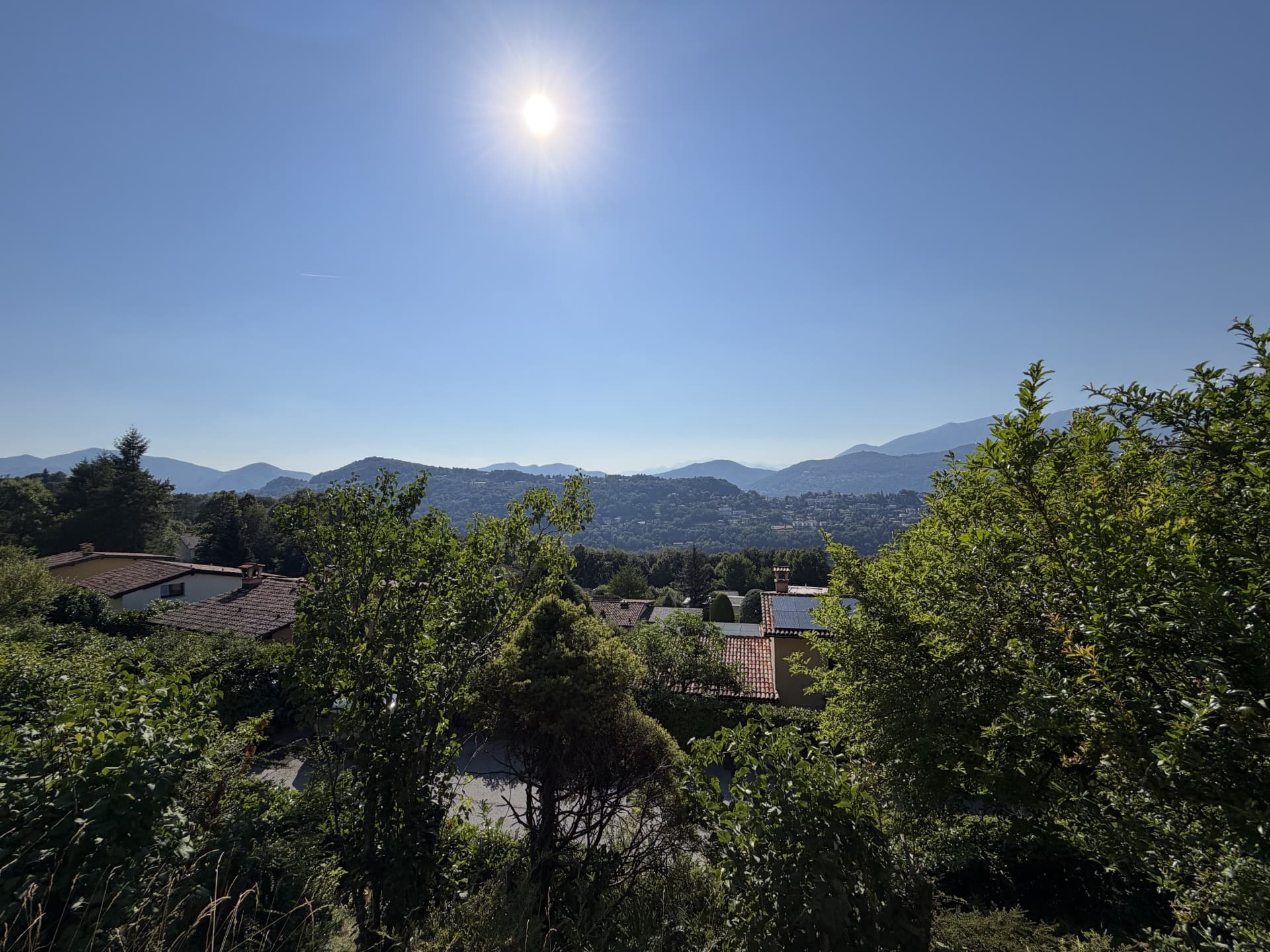 Villa con vista panoramica a Carabbia -Lugano 0015 — image 2